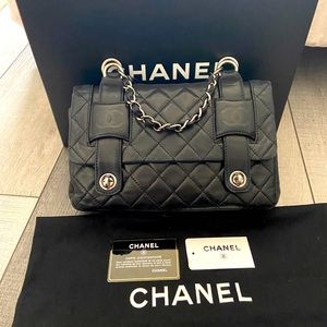 Chanel Quilted Lambskin black bag sac class rabat